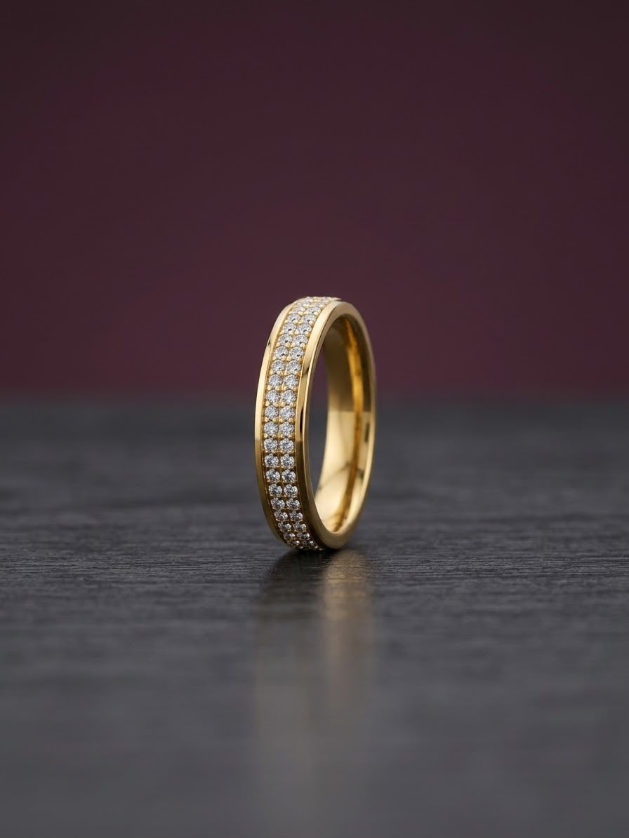 Stainless steel gold ring (size 7)