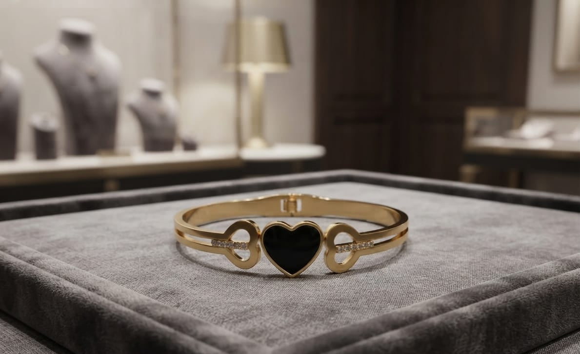 Stainless steel heart shape handcuff