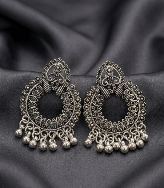 Antique style earrings