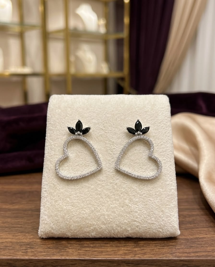 Sparkling heart carat earrings