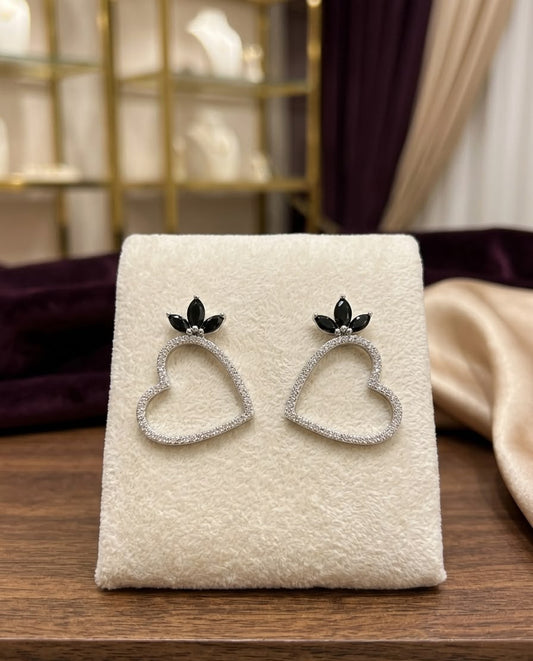 Sparkling heart carat earrings