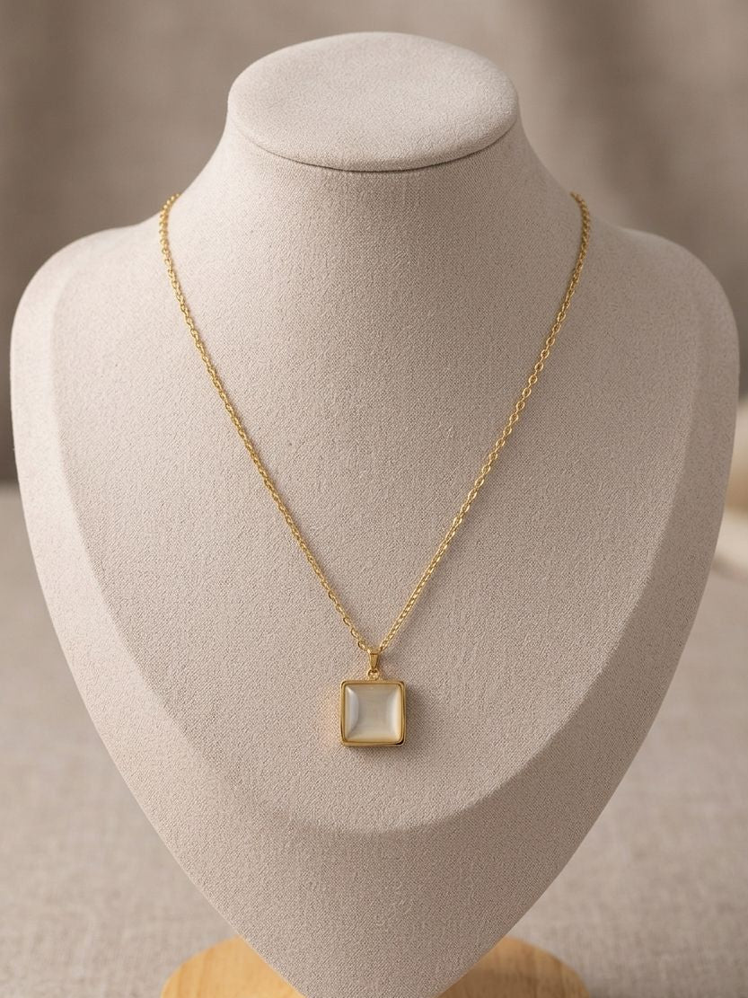 Stainless steel stone pendant