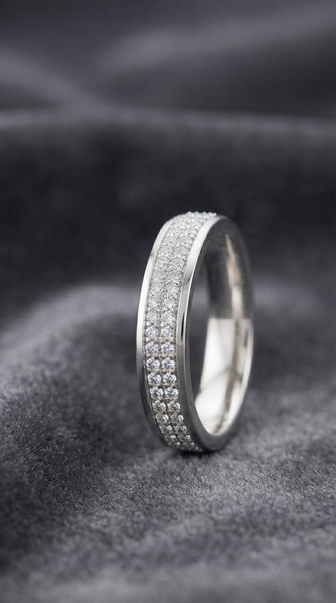 Stainless steel silver ring (size 7)