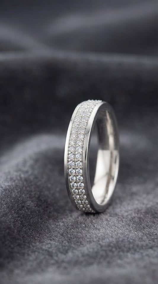 Stainless steel silver ring (size 7)